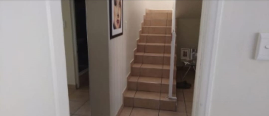 To Let 3 Bedroom Property for Rent in Seemeeu Park Western Cape